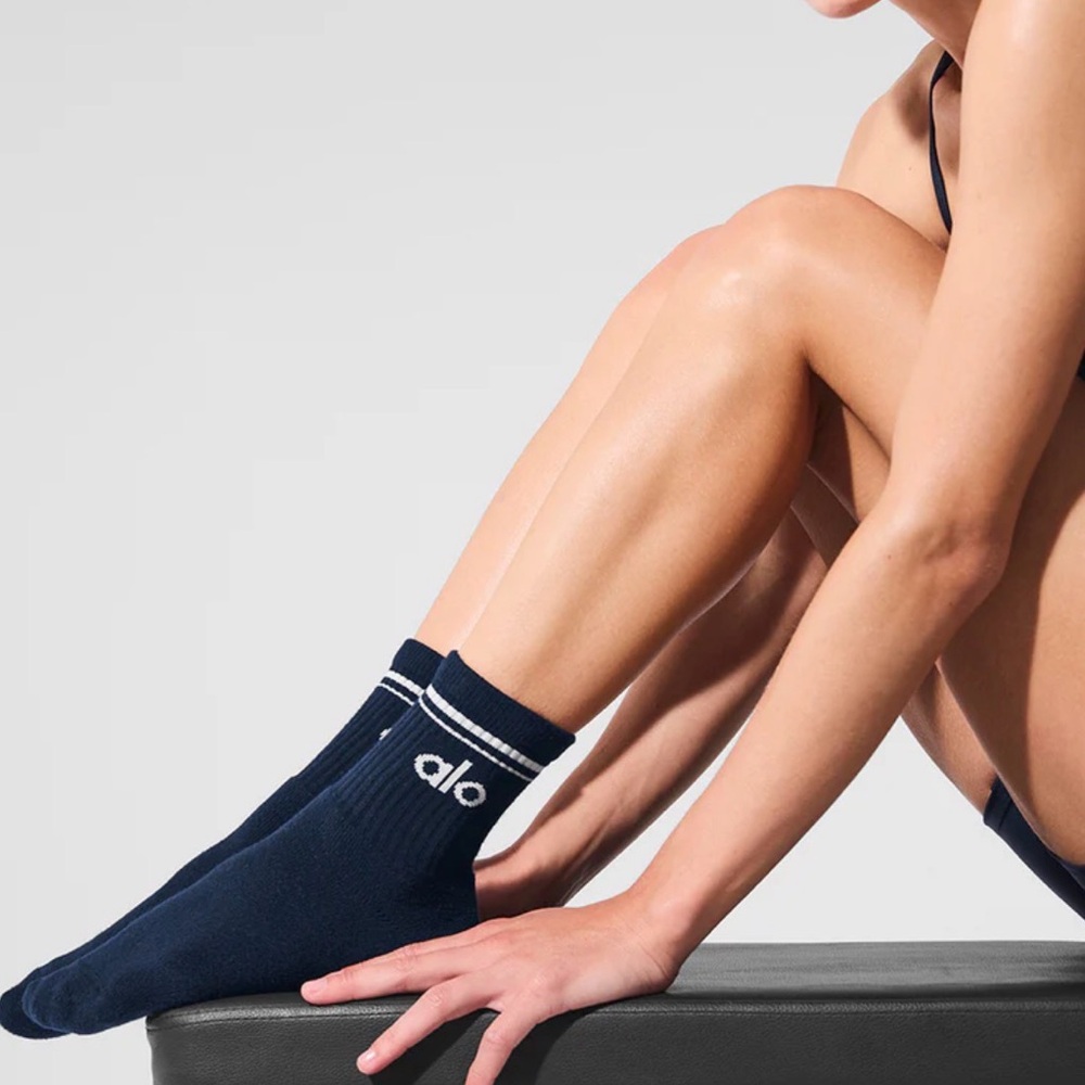 ALO Yoga Navy Unisex Socks